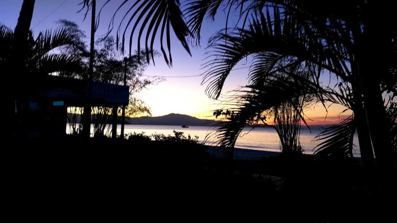 Casa Meia Quadra Do Mar E Do Trapiche De Canasvieiras Florianópolis Zewnętrze zdjęcie